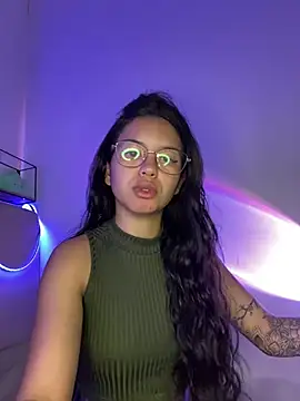 Rosita forever  online show from 02/24/25, 01:10