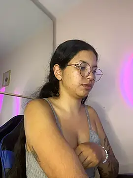 Rosita forever  online show from 03/29/26, 04:18