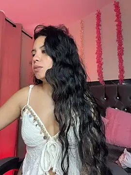 Snapshot of Rosita_forever_ chatting on 07/03/26, 03:18 Rosita forever online show from 07/03/26, 03:18