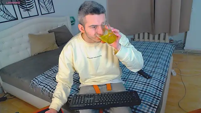 Devin Jay online show from 01/30/25, 07:59