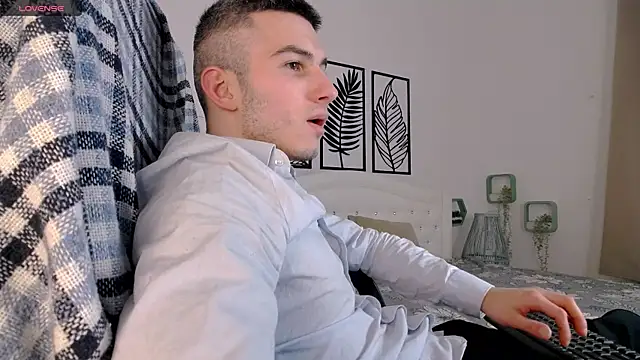 Devin Jay online show from 02/11/25, 02:14