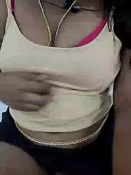 Snapshot of Tamilbigboobie chatting on 12/27/24, 07:46 Tamilbigboobie online show from 12/27/24, 07:46
