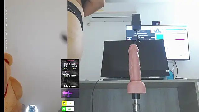 Snapshot of mariana_1_ chatting on 01/23/25, 05:56 mariana 1 online show from 01/23/25, 05:56