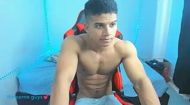 Snapshot of oliver_thompsson7 chatting on 02/08/25, 07:49 oliver thompsson7 online show from 02/08/25, 07:49