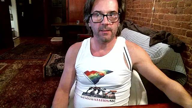 Johnny Bottoms online show from 03/06/26, 12:18