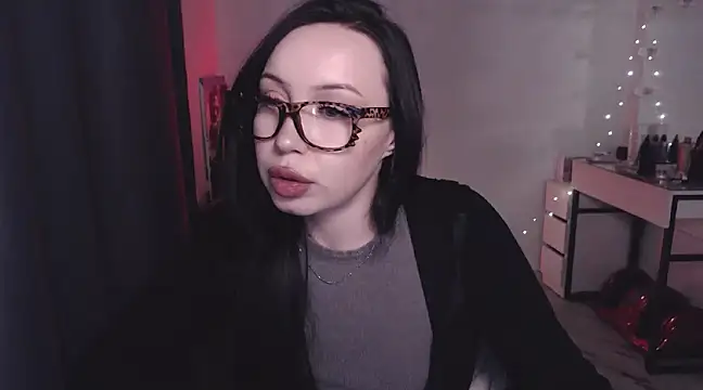 MoranaMissGod online show from 12/28/24, 12:47