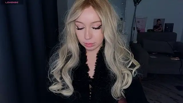 MoranaMissGod online show from 10/20/25, 01:28