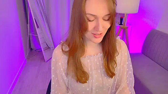 Hina  Derry online show from 04/27/26, 06:00