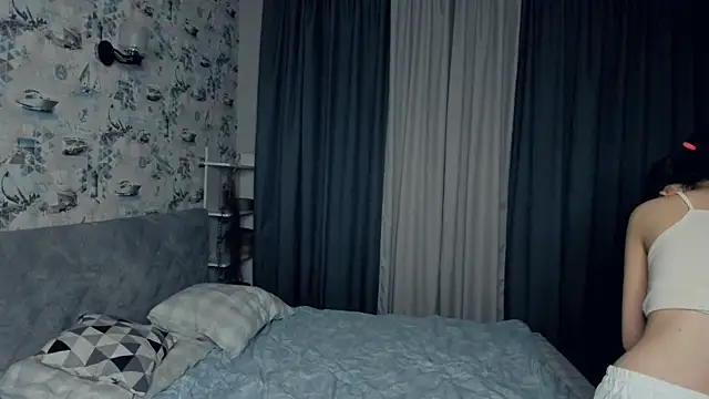 LilianGrindle online show from 02/09/25, 06:16