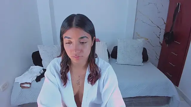 martina roldam online show from 04/08/26, 12:54