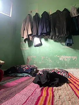 Snapshot of GildanK18 chatting on 01/13/26, 06:08 GildanK18 online show from 01/13/26, 06:08