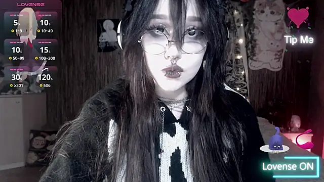 chloe crystall killer online show from 10/25/25, 06:35