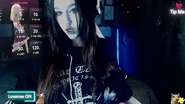 chloe crystall killer online show from 05/18/26, 04:24