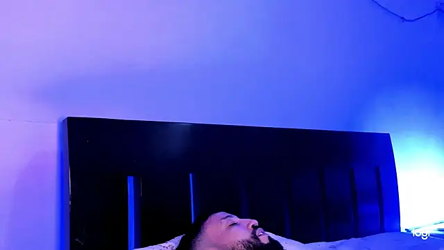 BradLeon  online show from 03/22/25, 03:52