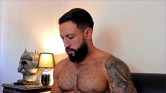 BradLeon  online show from 10/04/25, 07:34