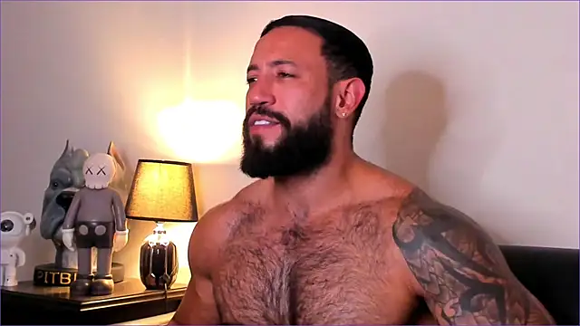 BradLeon  online show from 11/23/25, 09:31