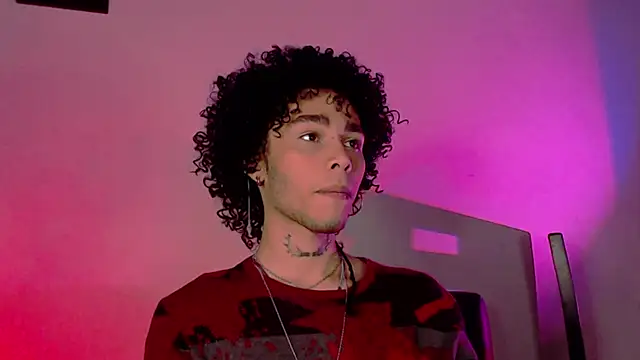 Snapshot of seven7xis chatting on 01/26/25, 05:56 seven7xis online show from 01/26/25, 05:56