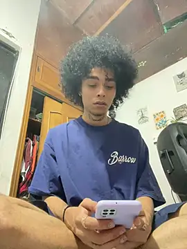 Snapshot of seven7xis chatting on 01/28/25, 03:25 seven7xis online show from 01/28/25, 03:25