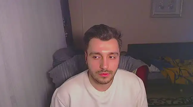 handsomeee04 online show from 02/26/25, 07:49