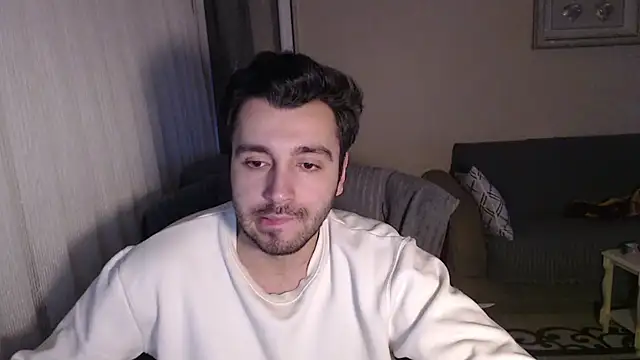 handsomeee04 online show from 10/26/25, 04:02