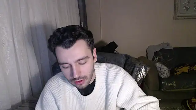 handsomeee04 online show from 02/02/26, 11:25