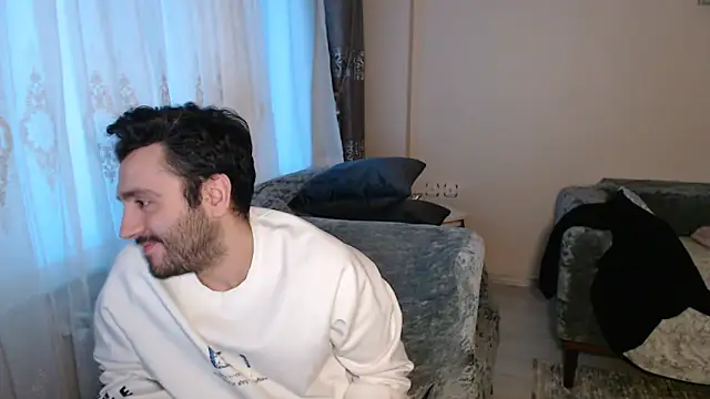 handsomeee04 online show from 04/21/26, 03:24