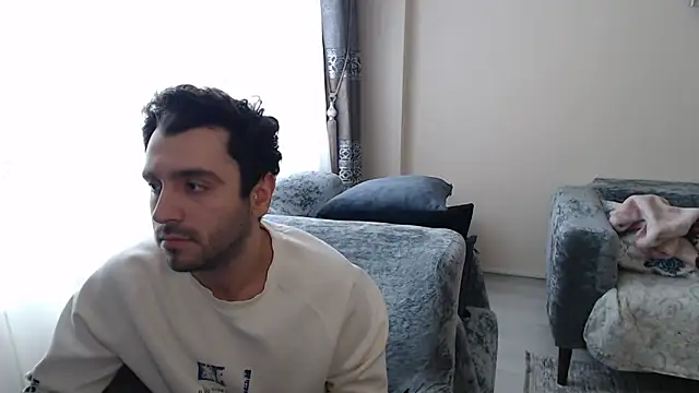 handsomeee04 online show from 04/23/26, 02:19