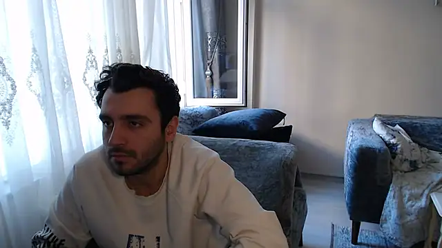 handsomeee04 online show from 04/25/26, 03:53