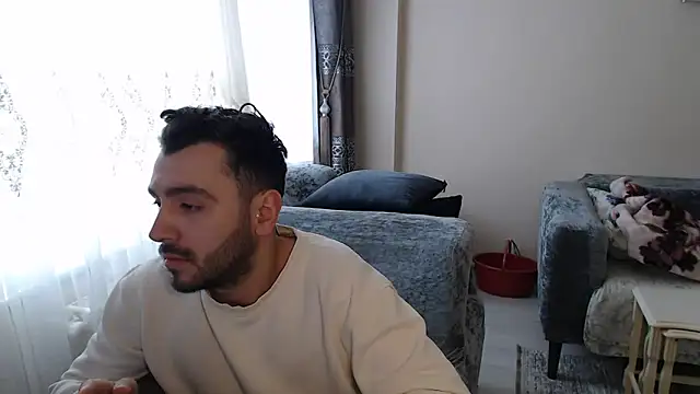 handsomeee04 online show from 05/01/26, 03:16