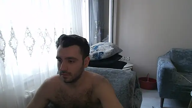 handsomeee04 online show from 05/10/26, 02:00