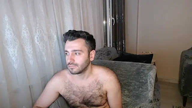handsomeee04 online show from 05/13/26, 09:11