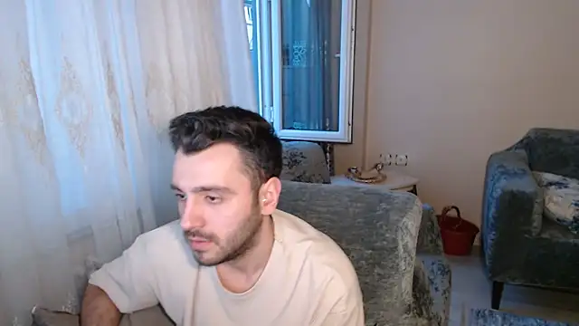 handsomeee04 online show from 05/16/26, 12:18