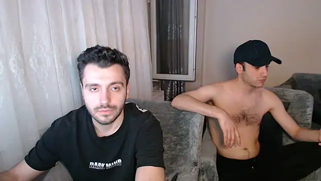 handsomeee04 online show from 05/16/26, 10:52