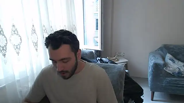 handsomeee04 online show from 05/22/26, 03:17