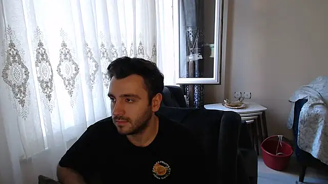 handsomeee04 online show from 05/27/26, 03:25