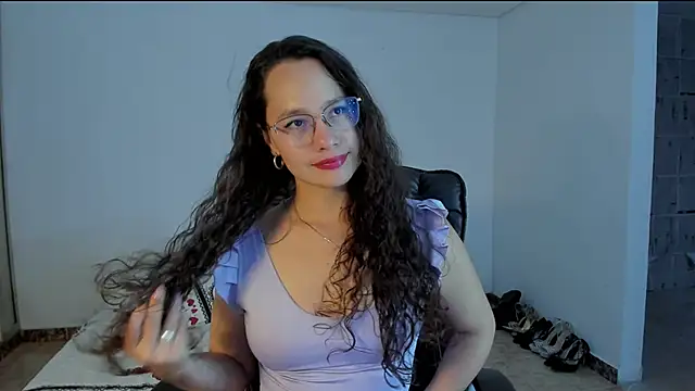 emmaTorres1 online show from 03/08/25, 11:39