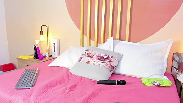 Nicole Angels  online show from 09/30/25, 07:52