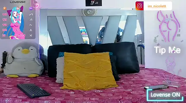 Snapshot of supradoll chatting on 02/01/25, 06:19 supradoll online show from 02/01/25, 06:19