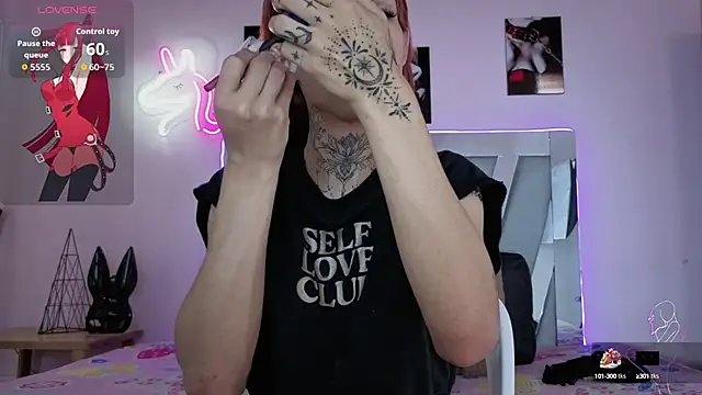 Snapshot of supradoll chatting on 09/11/25, 05:13 supradoll online show from 09/11/25, 05:13