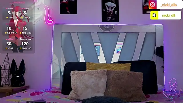 Snapshot of supradoll chatting on 09/28/25, 05:18 supradoll online show from 09/28/25, 05:18