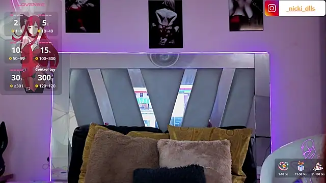 Snapshot of supradoll chatting on 10/28/25, 02:31 supradoll online show from 10/28/25, 02:31