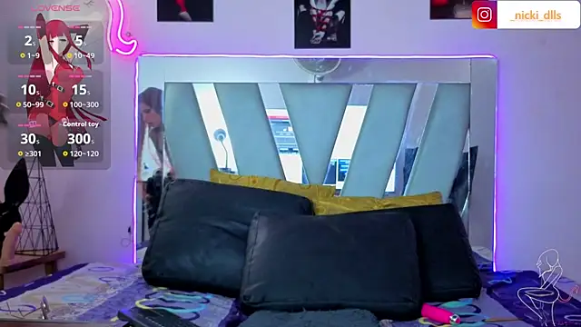 Snapshot of supradoll chatting on 11/22/25, 07:46 supradoll online show from 11/22/25, 07:46