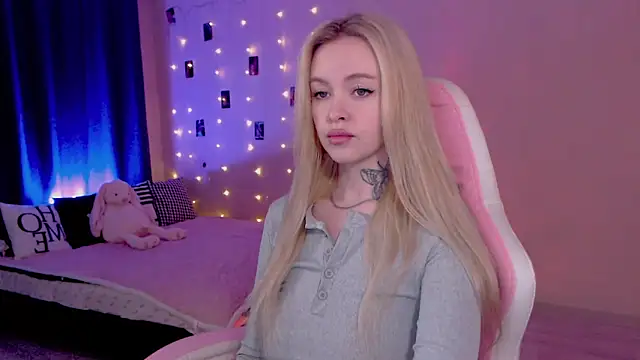Snapshot of Naughty_Mable chatting on 05/29/26, 01:36 Naughty Mable online show from 05/29/26, 01:36