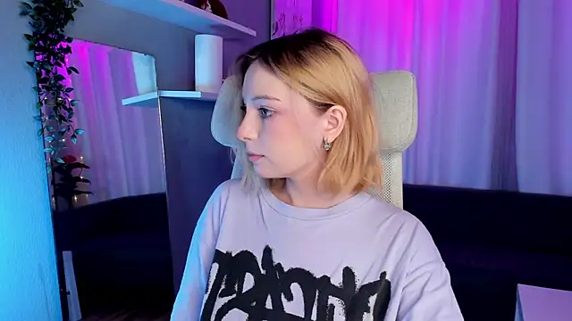 Snapshot of forget_me_not_eve chatting on 01/30/25, 08:32 forget me not eve online show from 01/30/25, 08:32