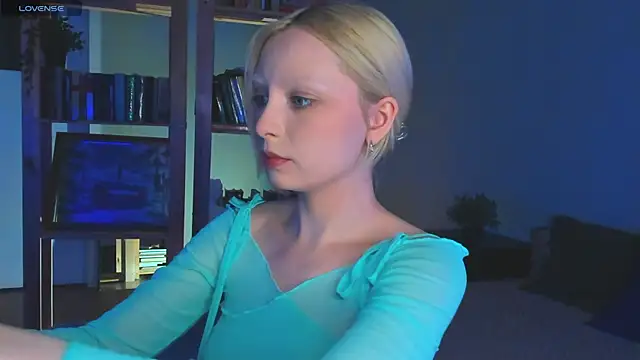 Snapshot of forget_me_not_eve chatting on 02/22/25, 02:19 forget me not eve online show from 02/22/25, 02:19