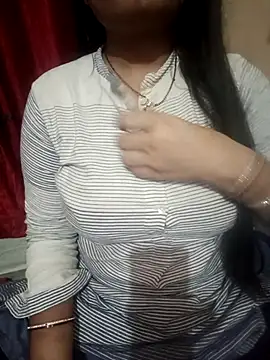 Snapshot of Soniya_444 chatting on 02/28/26, 08:15 Soniya 444 online show from 02/28/26, 08:15