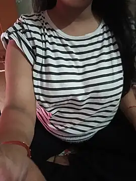 Snapshot of Soniya_444 chatting on 07/04/26, 11:05 Soniya 444 online show from 07/04/26, 11:05