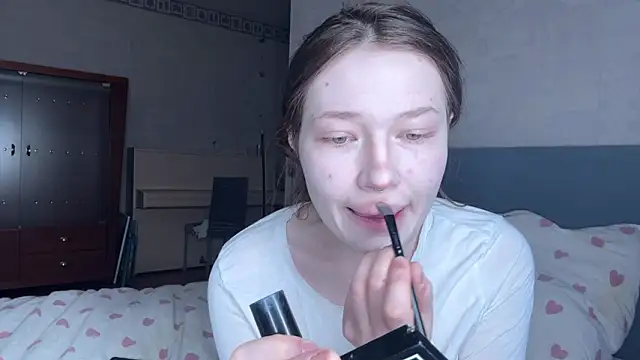 eva varnerr online show from 02/19/26, 02:46