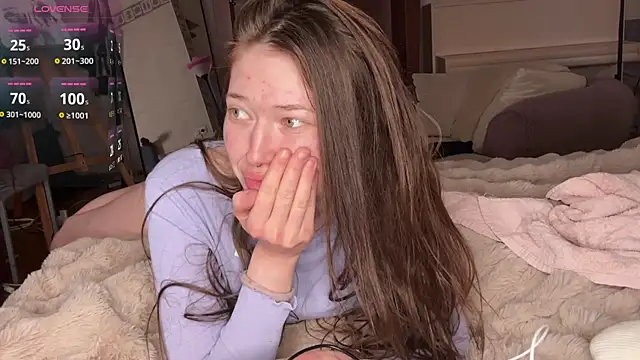 eva varnerr online show from 04/23/26, 05:04