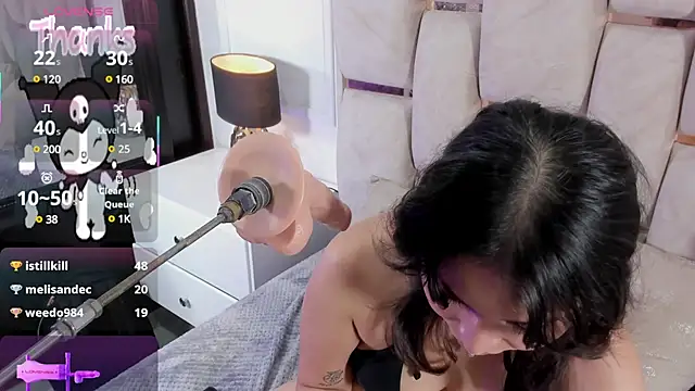 Snapshot of Iliy__ chatting on 02/17/25, 05:43 Iliy online show from 02/17/25, 05:43